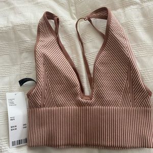URBAN CROP TOP/BRALETTE
